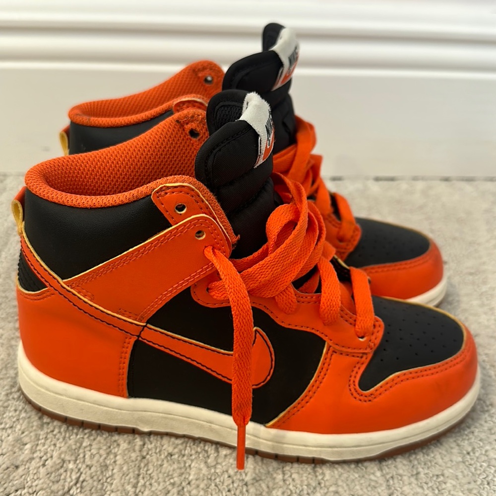 Nike high top